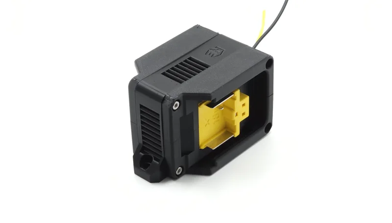 Adapter for 2x Makita batteries 12V 10A output voltage