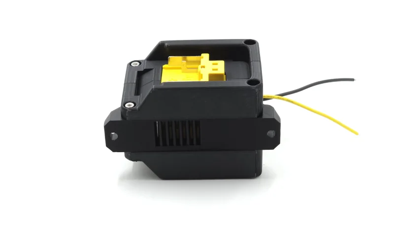 Adapter for 2x Makita batteries 12V 10A output voltage